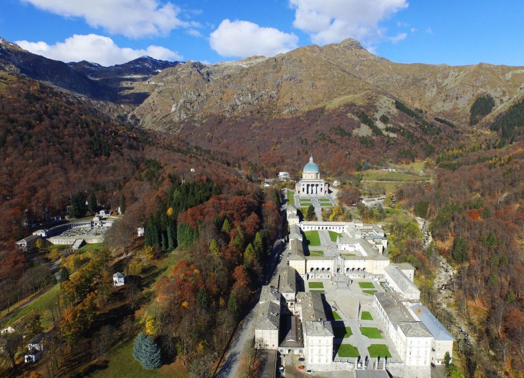 Foliage autunnale al Santuario di Oropa
